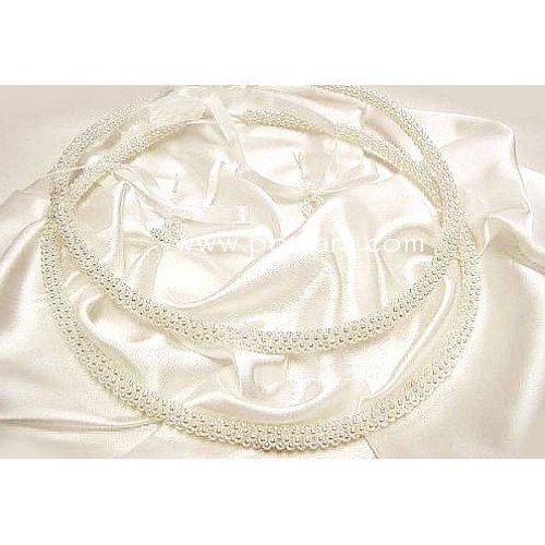 Blushing White Pearls Simplicity Wedding Crowns